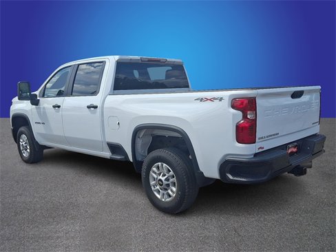Used 2024 Chevrolet Silverado 2500 Custom w/ Custom Value Package image 6