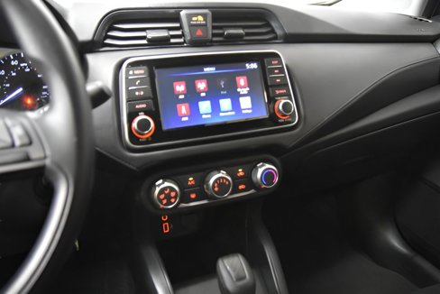 Used 2024 Nissan Versa S w/ Trunk Package image 24