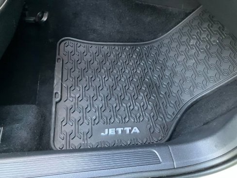 Used 2019 Volkswagen Jetta SEL image 43