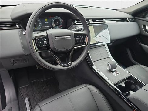 New 2026 Land Rover Range Rover Velar Dynamic SE image 16