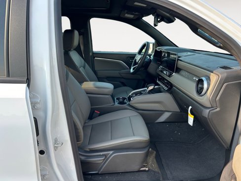 New 2026 Chevrolet Colorado ZR2 w/ Technology Package image 10