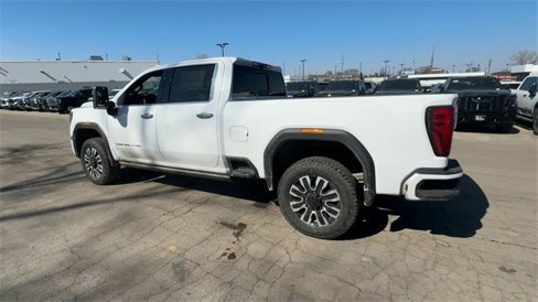New 2025 GMC Sierra 2500 Denali Ultimate image 6