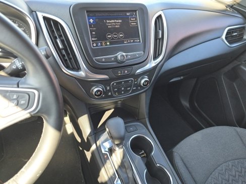 Used 2023 Chevrolet Equinox LT image 16