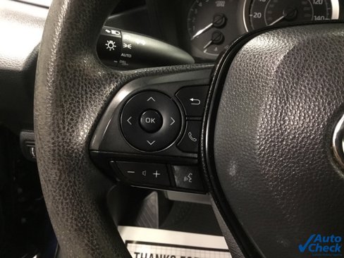 Used 2021 Toyota Corolla LE image 40