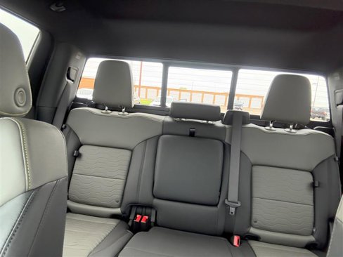 New 2025 Chevrolet Silverado 1500 ZR2 w/ Technology Package image 27