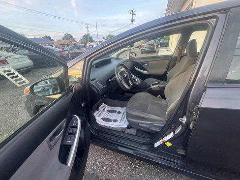 Used 2014 Toyota Prius Three image 5