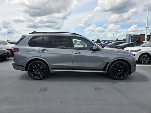 New 2026 BMW X7 xDrive40i w/ M Sport Package image 2