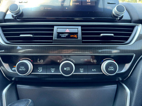 Used 2018 Honda Accord Sport image 20