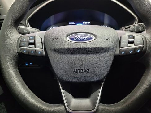 Used 2022 Ford Escape SE image 30