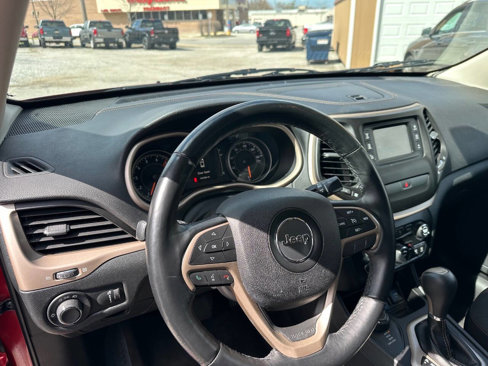 Used 2016 Jeep Cherokee Sport w/ Cold Weather Group image 7