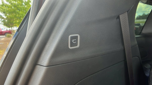 New 2025 Chrysler Voyager LX image 14