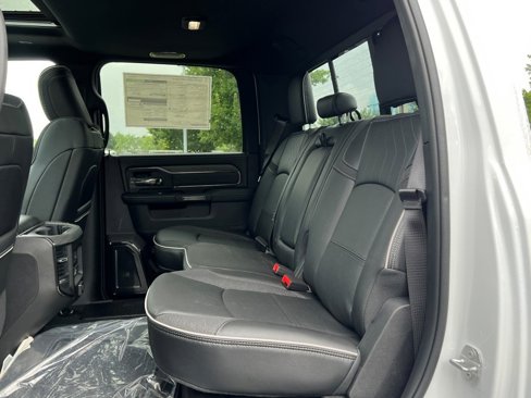 New 2025 RAM 2500 Limited image 10