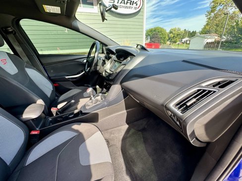 Used 2015 Ford Focus ST image 21