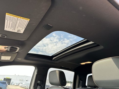 Certified 2023 GMC Canyon Denali image 21