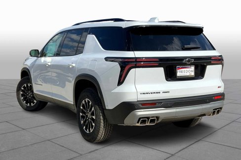 New 2026 Chevrolet Traverse Z71 w/ Enhanced Driving Package image 12
