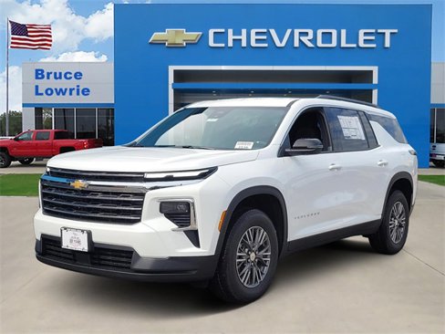 New 2026 Chevrolet Traverse LT w/ LPO, Floor Liner Package image 1