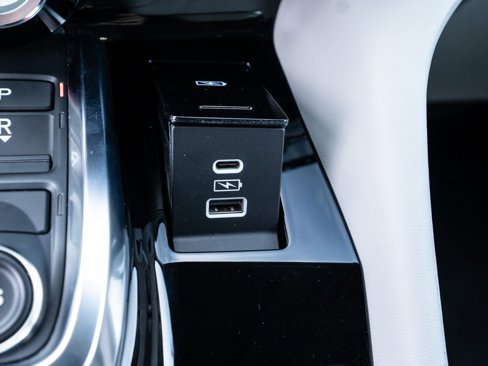 Certified 2025 Acura MDX w/ Technology Package image 35