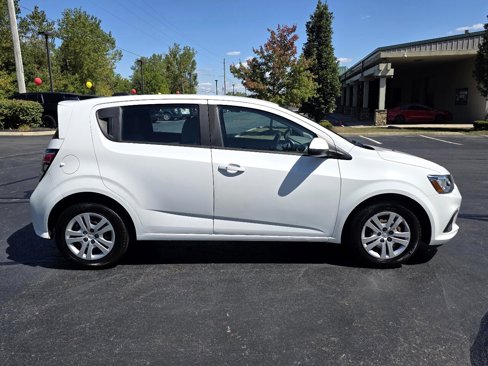 Used 2020 Chevrolet Sonic LT image 9