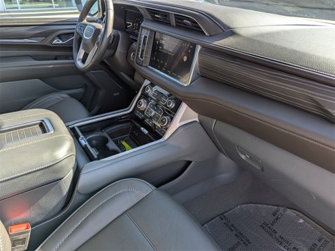 Certified 2022 GMC Yukon XL Denali image 36