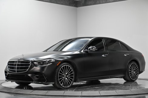Used 2023 Mercedes-Benz S 580 4MATIC Sedan image 2