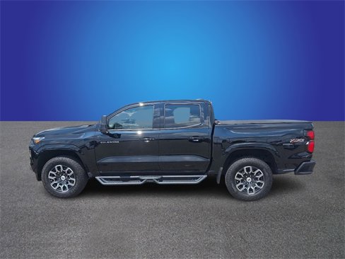 Used 2024 Chevrolet Colorado Z71 w/ Z71 Convenience Package 2 image 7
