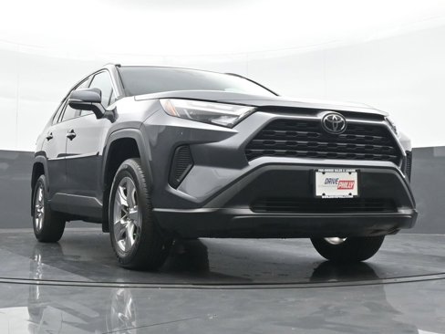 Used 2023 Toyota RAV4 XLE image 24