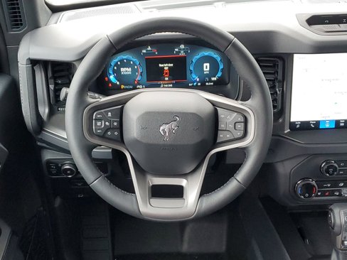 New 2025 Ford Bronco Badlands image 25