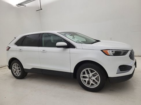 Used 2024 Ford Edge SEL image 1