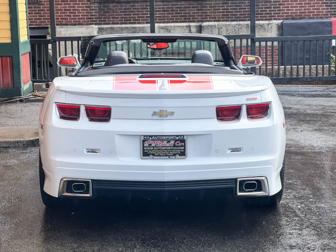 Used 2011 Chevrolet Camaro SS image 13