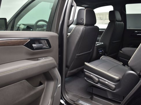 New 2026 Chevrolet Tahoe Premier image 13