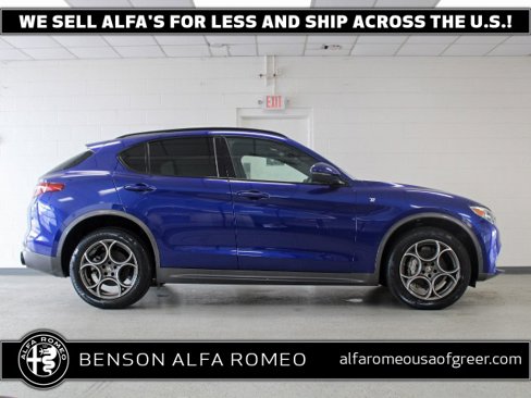 Used 2022 Alfa Romeo Stelvio Ti image 1
