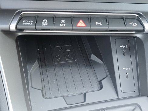 New 2025 Audi Q3 2.0T Premium image 26