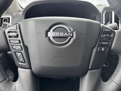 New 2025 Nissan Frontier SL image 17