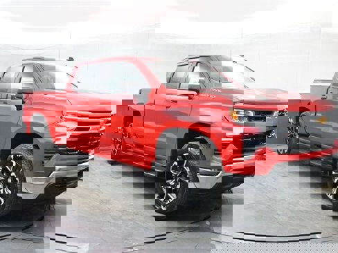 New 2026 Chevrolet Silverado 1500 LT w/ Leather Package image 2