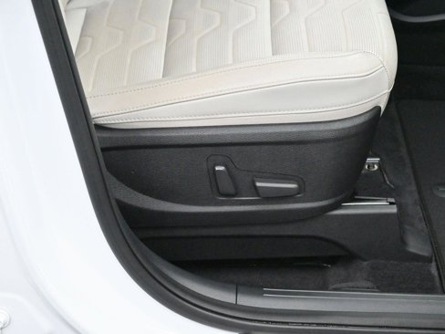 Used 2021 Kia Telluride SX w/ SX Prestige Package image 39