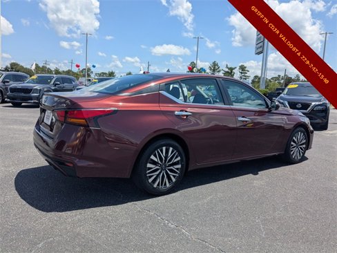 Used 2023 Nissan Altima 2.5 SV image 4