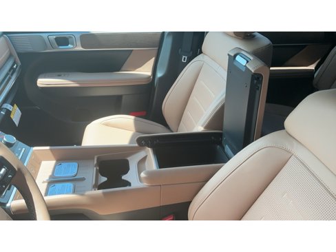 New 2026 Hyundai Santa Fe Calligraphy image 12