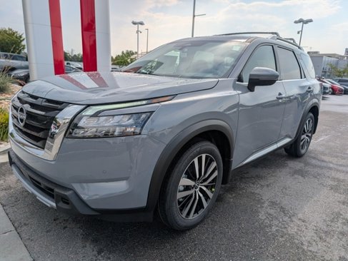 New 2025 Nissan Pathfinder Platinum w/ Cargo Package image 2