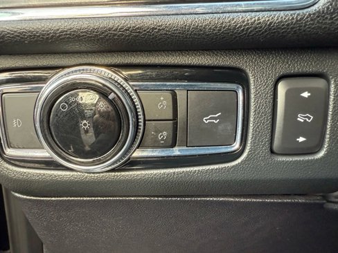 Used 2021 Lincoln Navigator Reserve image 17