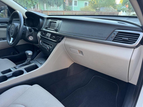 Used 2016 Kia Optima LX image 10