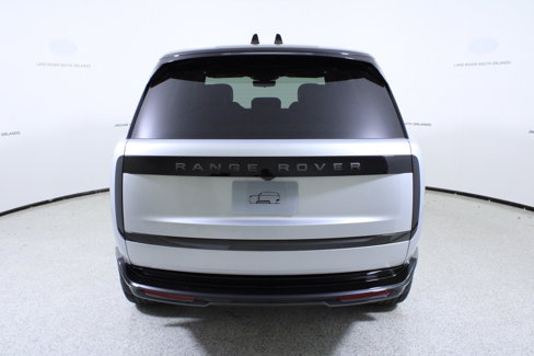 New 2025 Land Rover Range Rover SE image 6
