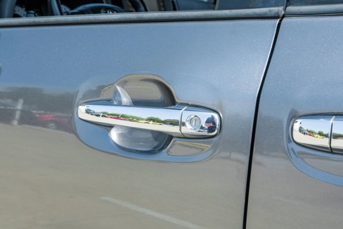 Used 2019 Toyota Sienna SE image 34