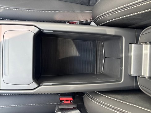 New 2026 Volvo XC40 B5 Ultra w/ Climate Package image 34