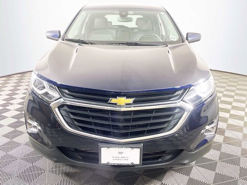 Used 2020 Chevrolet Equinox LT image 2