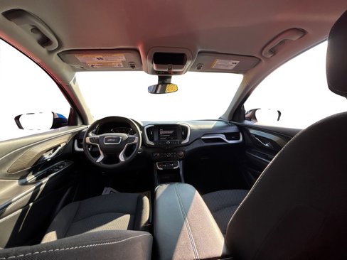 Used 2022 GMC Terrain SLE w/ Driver Convenience Package image 18