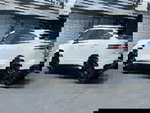 Used 2023 Jaguar F-PACE S image 20