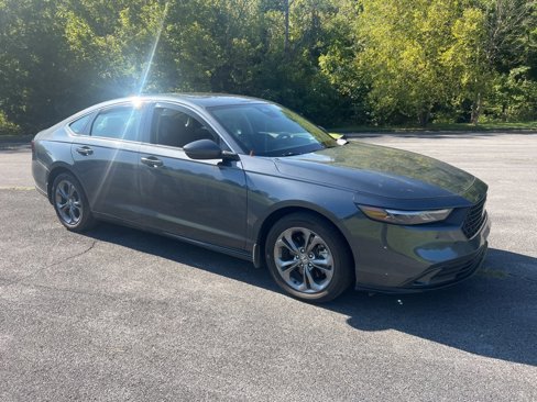 Certified 2024 Honda Accord EX-L image 1