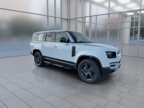 New 2025 Land Rover Defender 130 S image 2