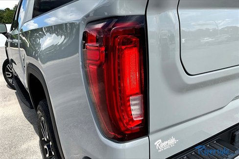 Used 2024 GMC Sierra 1500 AT4 w/ Technology Package image 23