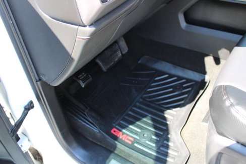 Used 2015 GMC Sierra 2500 SLT w/ Duramax Plus Package image 22